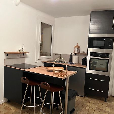 Agreable Maison De Village Avec Terrasse Vinca Экстерьер фото