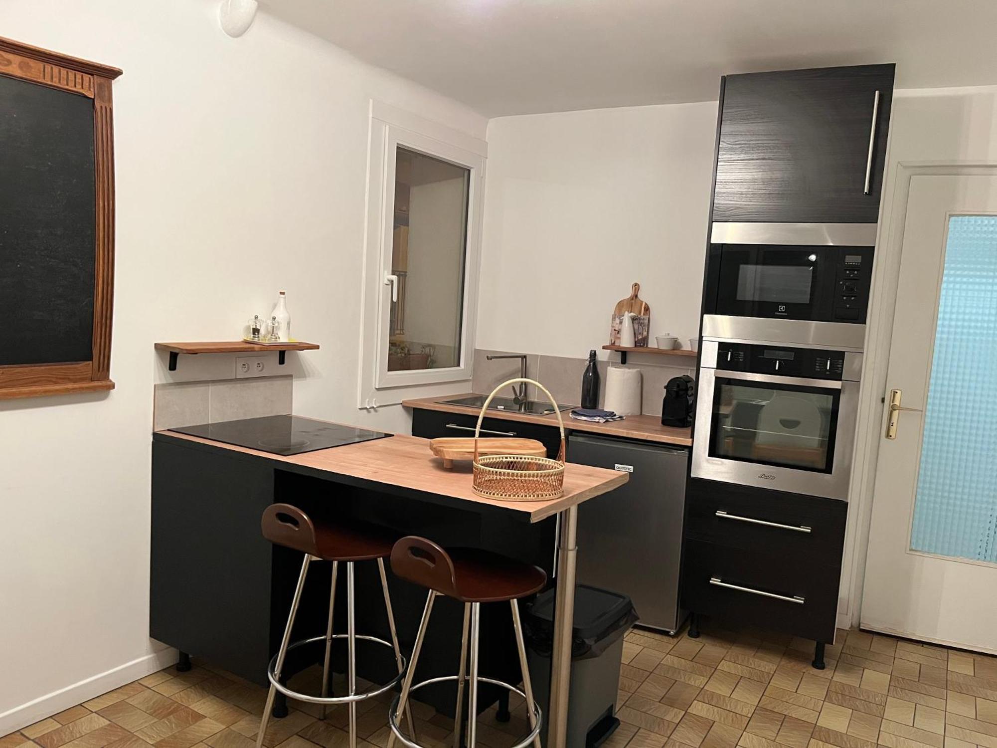 Agreable Maison De Village Avec Terrasse Vinca Экстерьер фото